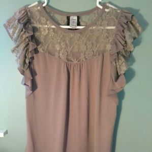 Tan Lace and Ruffle Jenna & Jessie Ladies Top XL